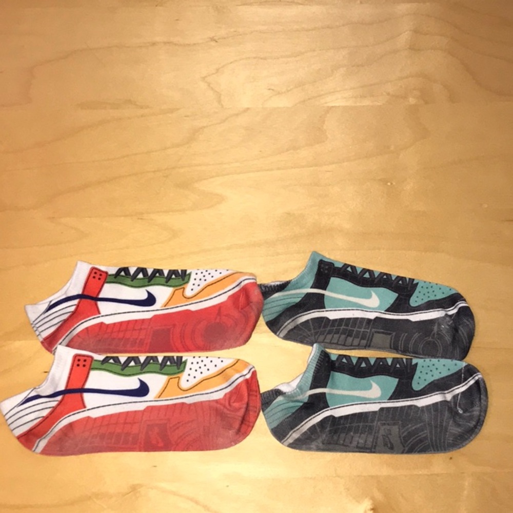 Nike Sneaker Socks - Large - 2 Pairs